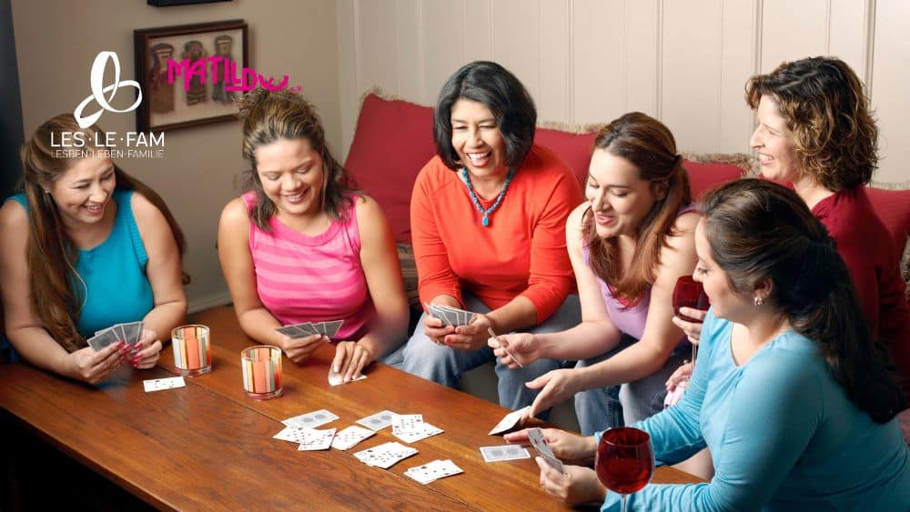 FLINTA* Spieleabend in Hellersdorf